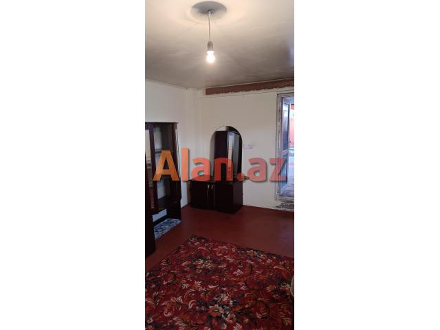 Sabunçu Qəsəbəsi 6 Otaqlı 200+ kv Həyət Evi