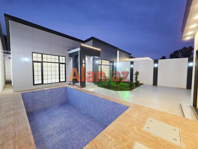 Mərdəkanda bağ evi satılır