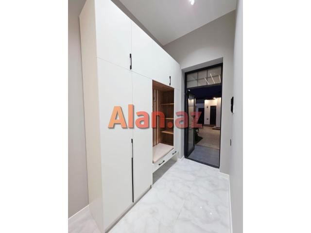 Mərdəkanda bağ evi satılır