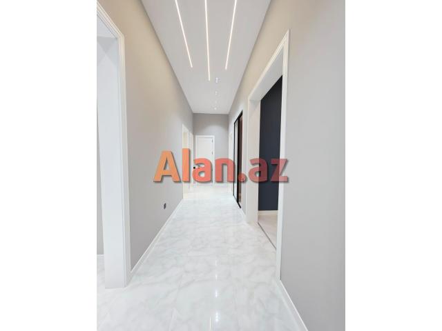 Mərdəkanda bağ evi satılır