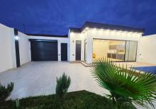 Mərdəkanda bağ evi satılır