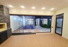 Mərdəkanda bağ evi satılır