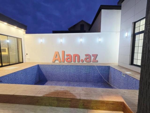 Mərdəkanda bağ evi satılır