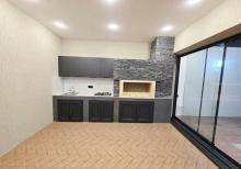 Mərdəkanda bağ evi satılır