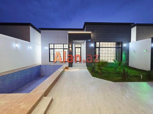 Mərdəkanda bağ evi satılır