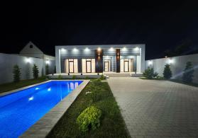 Şüvəlanda bağ evi satılır