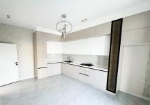 Şüvəlanda bağ evi satılır