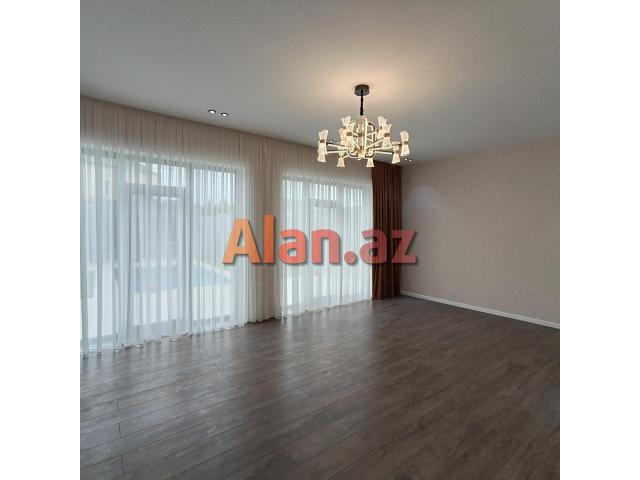 Şüvəlanda bağ evi satılır