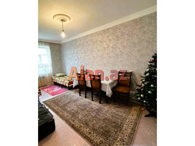 Yeni Günəşli, D massivində qanuni 2 otaqlı, əla qiymətə mənzil