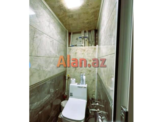 Yeni Günəşli, D massivində qanuni 2 otaqlı, əla qiymətə mənzil