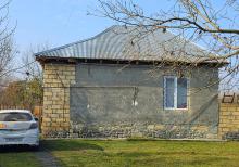 Qəbələdə Təcili ev satılir