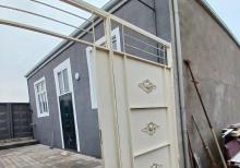 Xirdalanda 3 otaqli heyet evi satilir