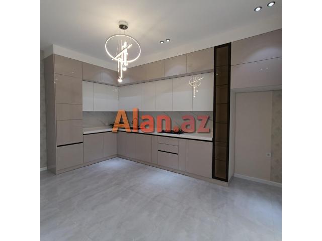 Şüvəlanda bağ evi satılır