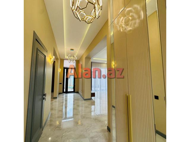 Şüvəlanda bağ evi satılır