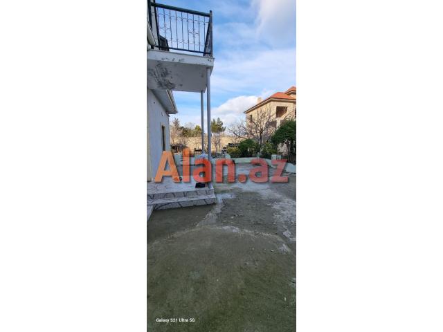 Buzovnada bağ evi satılır