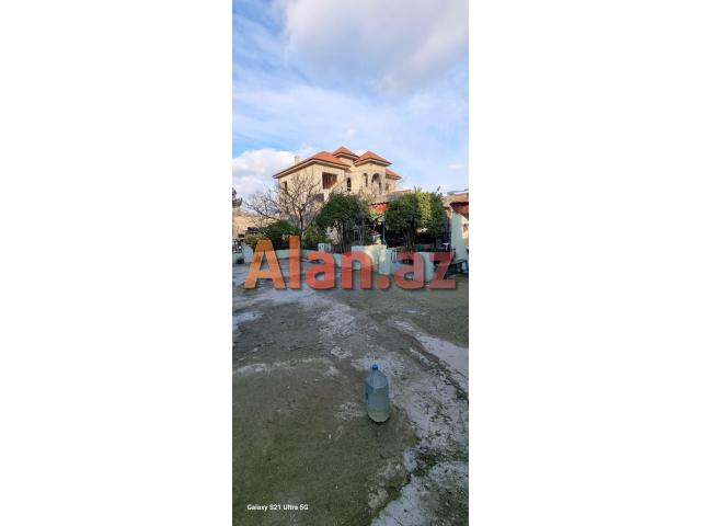 Buzovnada bağ evi satılır