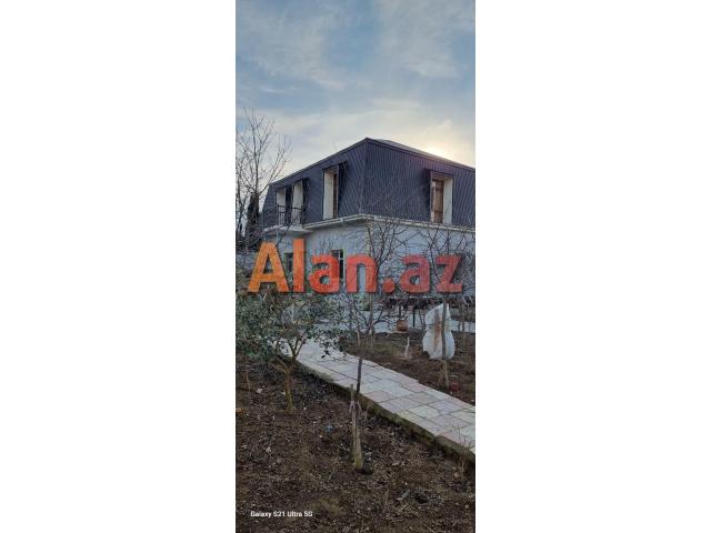 Buzovnada bağ evi satılır