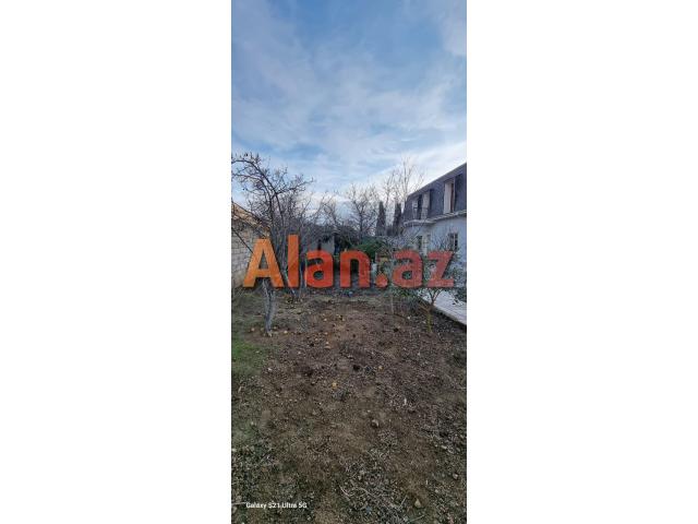 Buzovnada bağ evi satılır