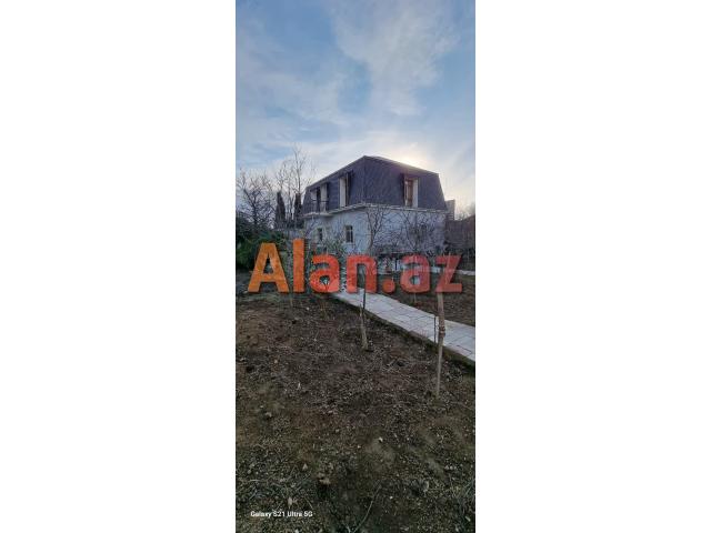 Buzovnada bağ evi satılır