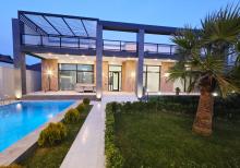 Mərdəkanda  bağ evi satılır