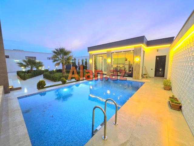 Mərdəkanda bağ evi satılır