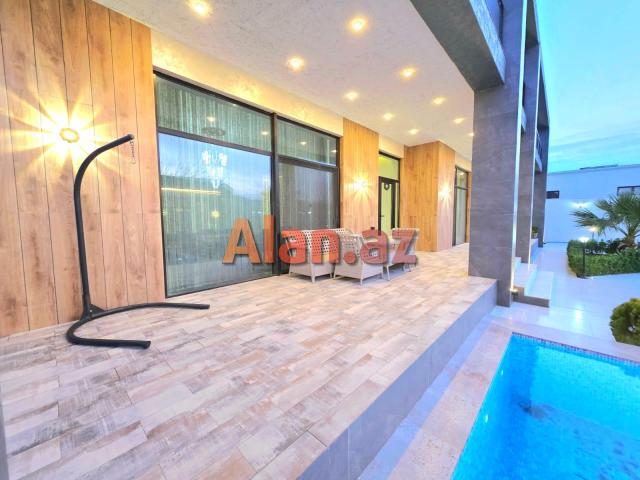 Mərdəkanda bağ evi satılır