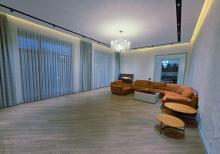 Mərdəkanda  bağ evi satılır