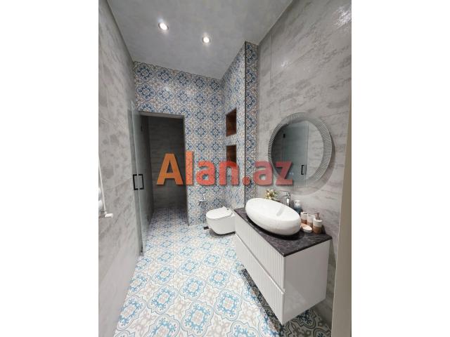 Mərdəkanda bağ evi satılır