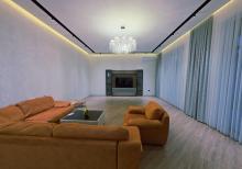 Mərdəkanda  bağ evi satılır