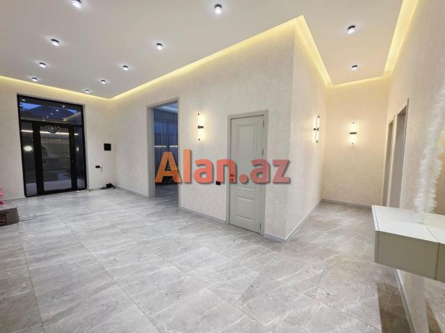 Mərdəkanda bağ evi satılır