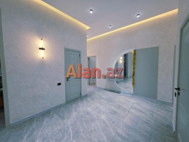 Mərdəkanda bağ evi satılır