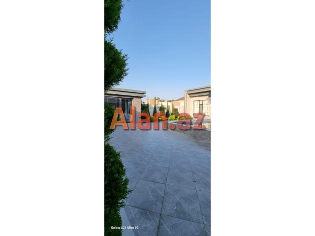 Mərdəkanda villa satılır