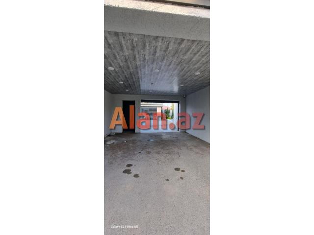 Mərdəkanda villa satılır