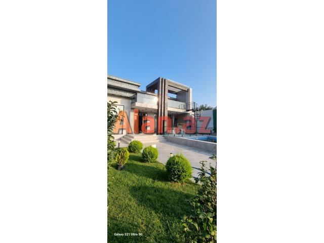 Mərdəkanda villa satılır