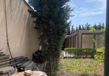 Mərdəkanda  bağ evi satılır