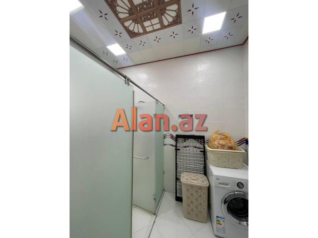 Mərdəkanda bağ evi satılır