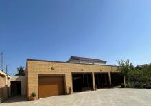 Mərdəkanda  bağ evi satılır