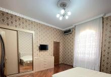 Mərdəkanda  bağ evi satılır