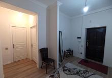 Hövsanda qanuni 3 otaqlı əla qismən əşyalı mənzil