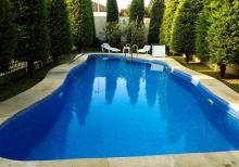 Mərdəkanda  bağ evi satılır