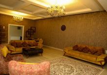 Mərdəkanda  bağ evi satılır