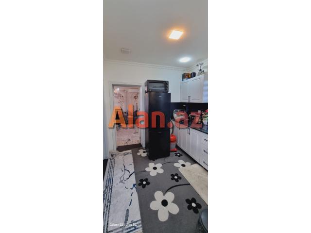 Ləhiş Bağlarında həyət evi satılır