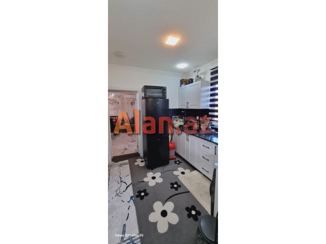 Ləhiş Bağlarında həyət evi satılır