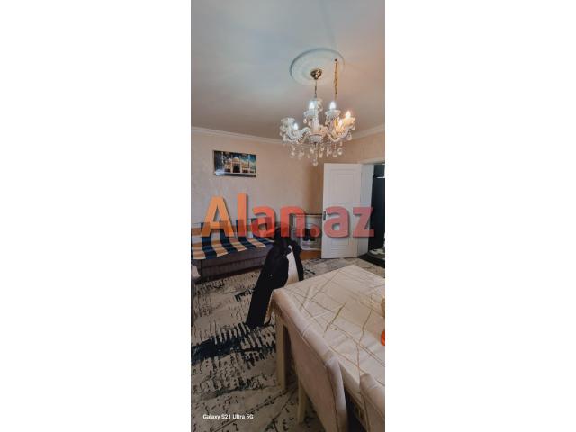 Ləhiş Bağlarında həyət evi satılır