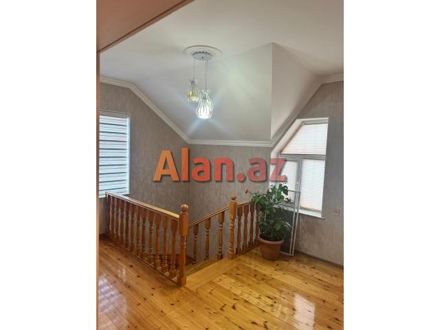 Şüvəlanda həyət evi satılır