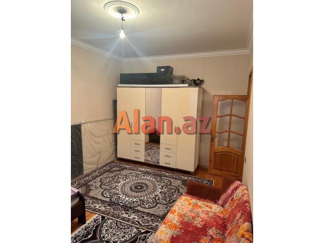 Şüvəlanda həyət evi satılır