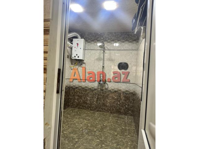 Şüvəlanda həyət evi satılır