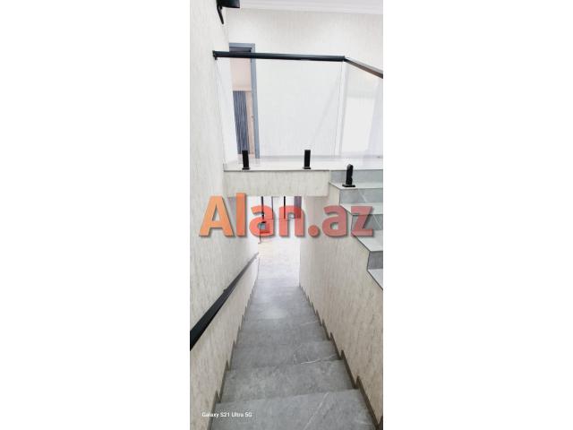 Mərdəkanda həyət evi satılır