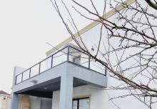 Mərdəkanda  bağ evi satılır