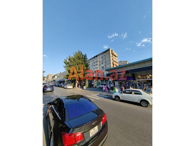 Xətai rayonu Sarayevo küçəsi